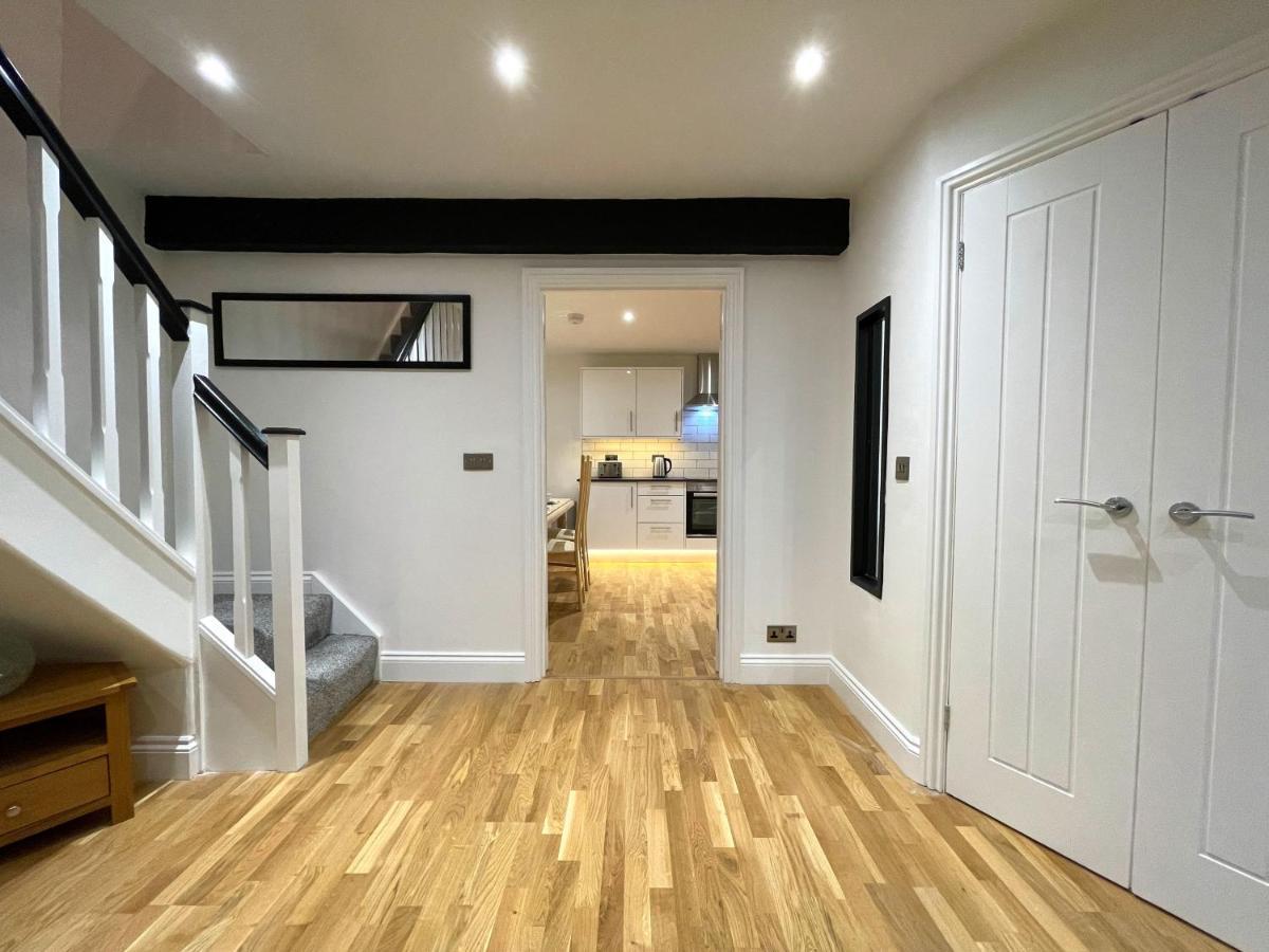 Yr Hen Bopty Villa Pontypridd Exterior photo